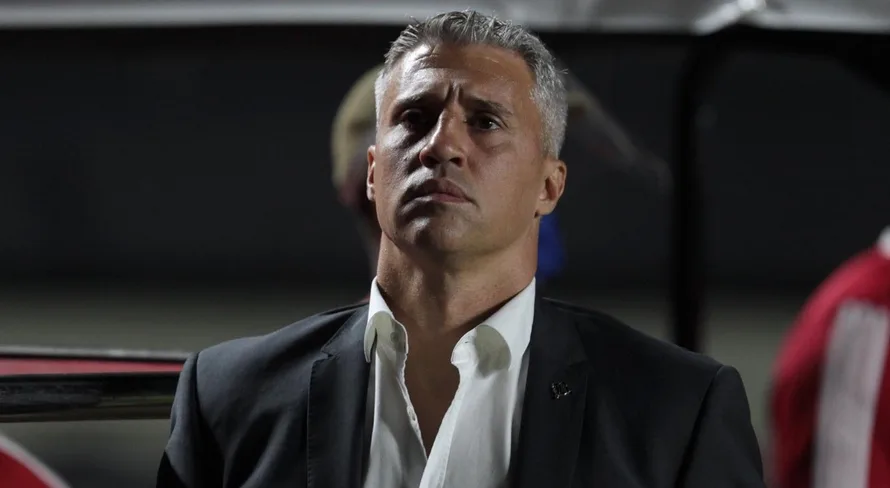 Técnico argentino se oferece para voltar ao SPFC, informa Nicola