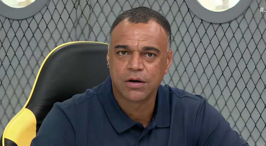 Denílson prevê quatro gols e banca campeão paulista em Palmeiras x Santos