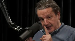 Juca Kfouri critica jogador ‘irritante’ do SPFC: “Novo Valdivia”