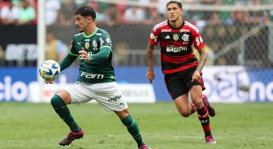 Juca Kfouri aponta time que pode tirar o Brasileirão de Flamengo e Palmeiras