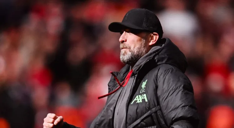 Klopp promete que o Liverpool irá reagir após sofrer goleada na Liga Europa