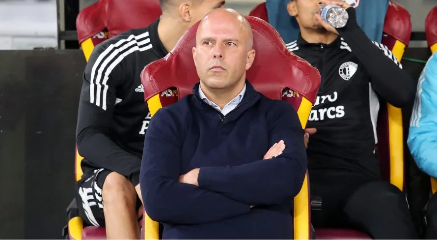 Liverpool fecha com Arne Slot, garante Fabrizio Romano