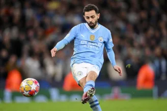 Bernardo Silva em campo pelo Manchester City