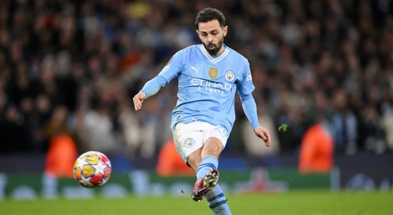 Pep Guardiola não quer perder Bernardo Silva no Manchester City: “É uma joia de jogador”