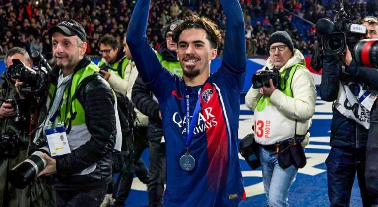 Luis Enrique pede renovação com meio-campista do PSG