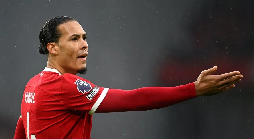 Al-Nassr quer fazer Van Dijk, do Liverpool, o zagueiro mais bem pago do mundo; entenda