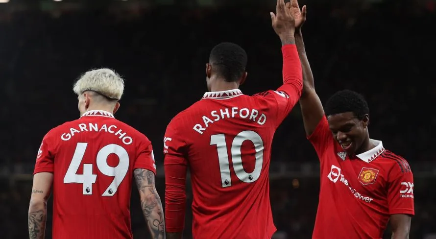 Erik ten Hag justifica ausência de Rashford no Manchester United contra o Chelsea