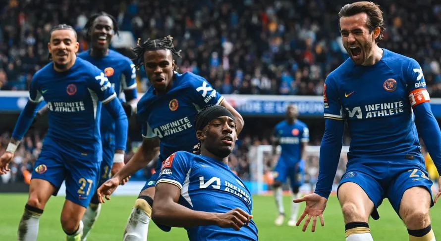 Mesmo com vitória heroica, Chelsea chega à marca de 51 gols sofridos na Premier League