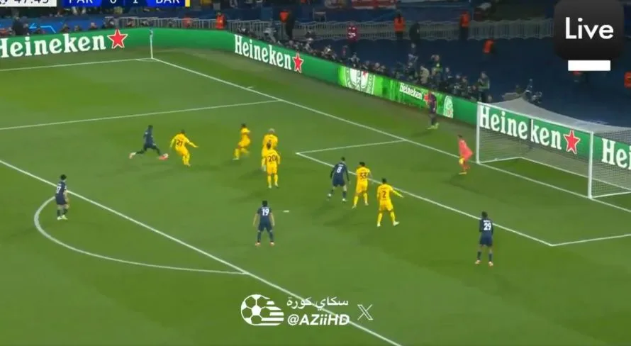 Dembélé manda uma bomba e empata o jogo para o PSG contra o Barcelona na Champions