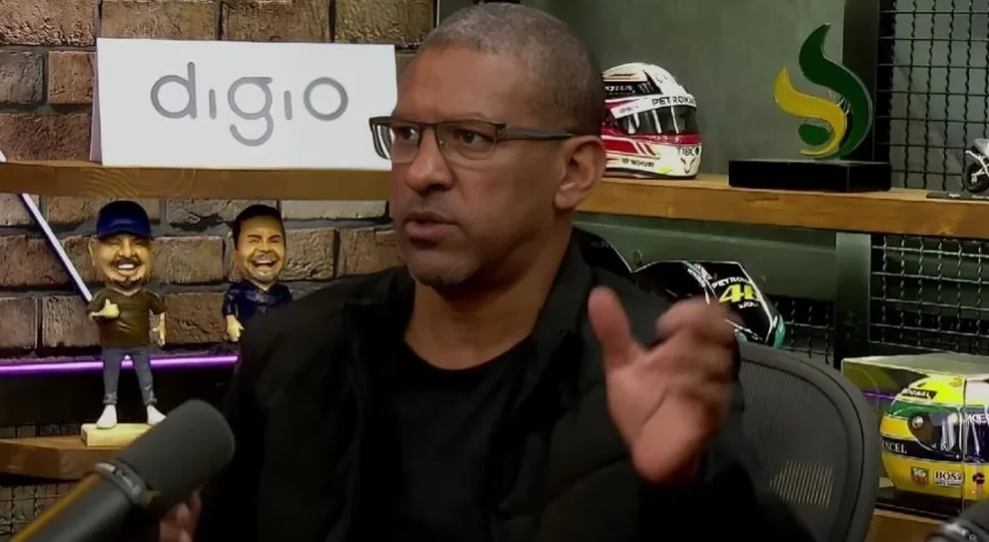 Djalminha elege atacante diferenciado no futebol brasileiro: “Muita personalidade”