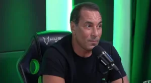 Edmundo aponta torcida “desvalorizada” do futebol brasileiro: “Não entendo”