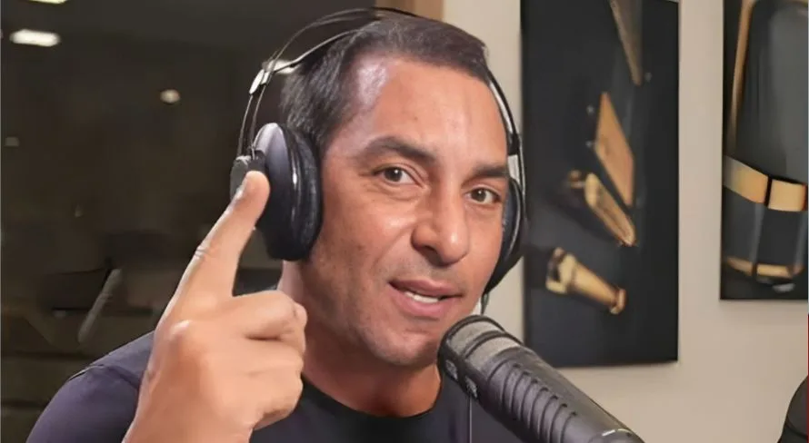 Edmundo reage sobre possível “complô” contra time do Brasileirão: “Arbitragem ruim”