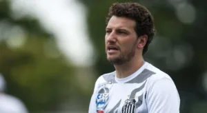 Elano sinaliza “time a ser batido” no futebol brasileiro hoje