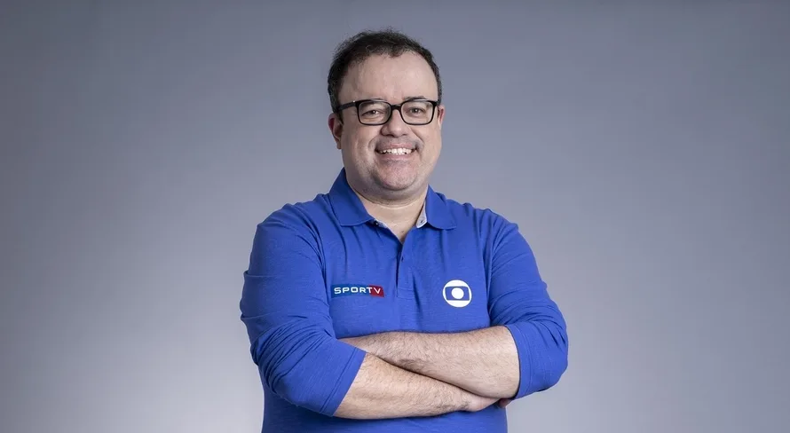 Everaldo Marques confessa que já narrou embriagado: “Foi pelo telefone”