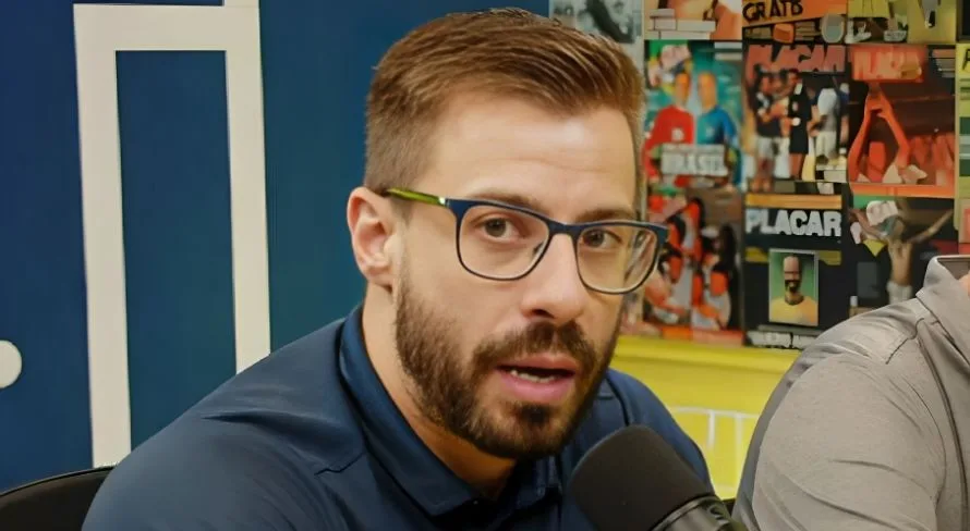 Facincani aponta jogador que é “saco de cimento” no Palmeiras: “Duro”