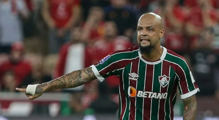 Felipe Melo revela ter arrependimento na carreira: “Teria batido recorde de Copas”