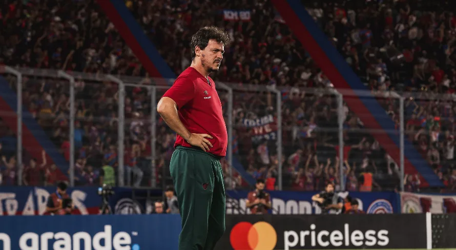 Fernando Diniz aborda indisciplina de quarteto do Fluminense: “Inadmissível”