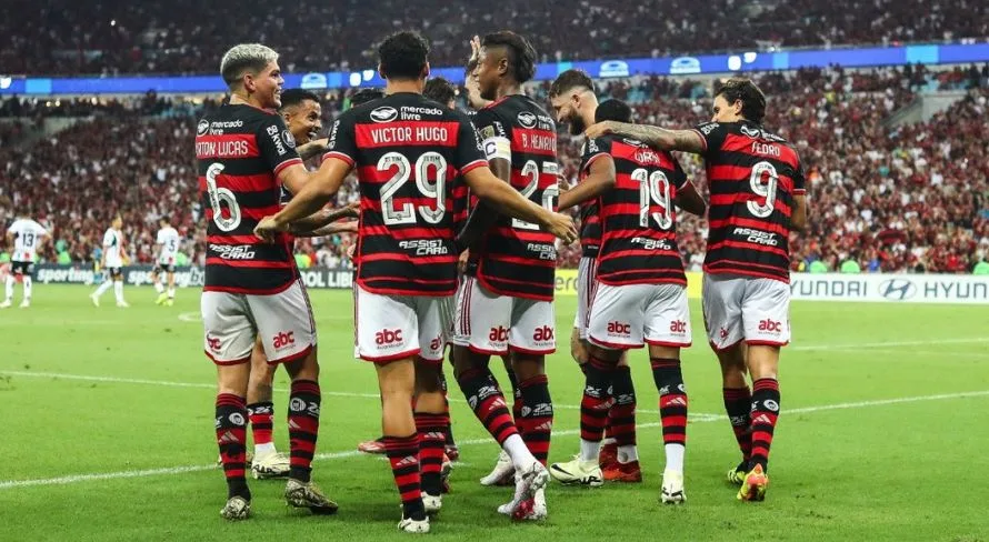 Gerson Canhotinha banca quarteto titular e detona estrela do Flamengo: “Fez uma cena” 