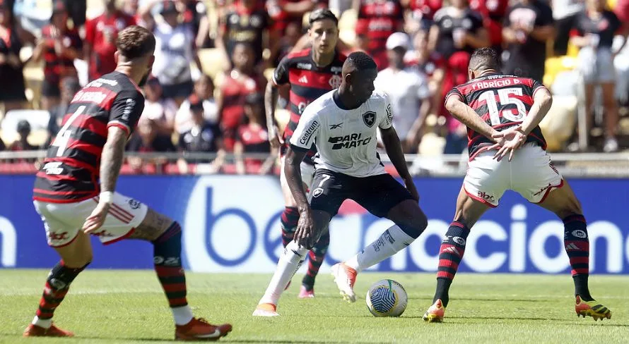 Flavio Prado aponta resultado justo de Flamengo x Botafogo: “Jogou como time pequeno”