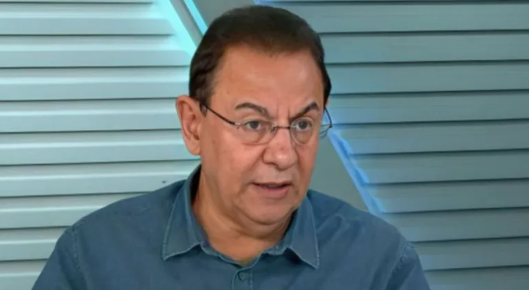 Flavio Prado aponta técnico gringo “piada” no Brasil: “Não dá”