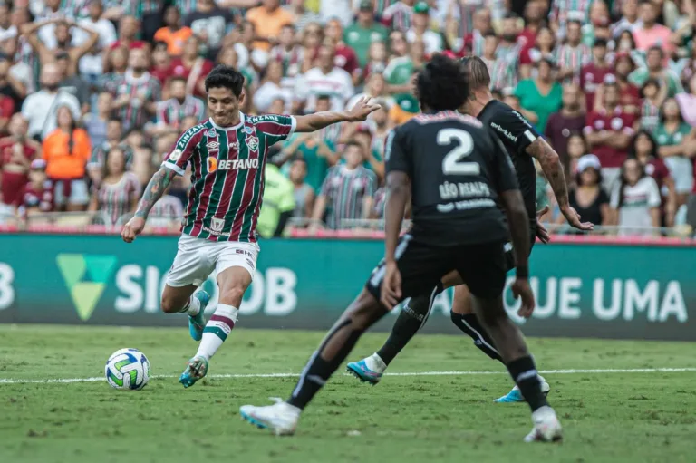 Fluminense x RB Bragantino: onde assistir ao jogo do Brasileirão Série A