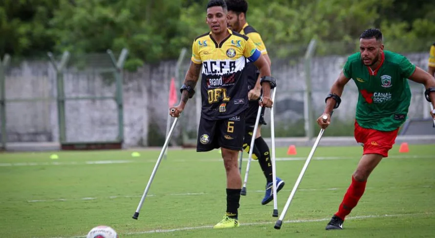 Cidade de SP tem seu primeiro time de futebol para amputados