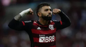 Presidente do Flamengo desmente Marcos Braz sobre trazer substituto para Gabigol