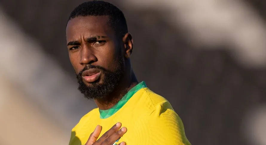 Sormani indica Gerson e mais quatro meias do futebol brasileiro com vaga na seleção