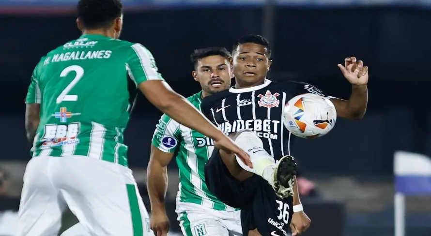 Corinthians vacila e cede o empate ao Racing na Sul-Americana