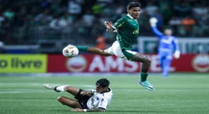Palmeiras busca o ataque e comanda virada contra o Liverpool-URU na Libertadores; veja