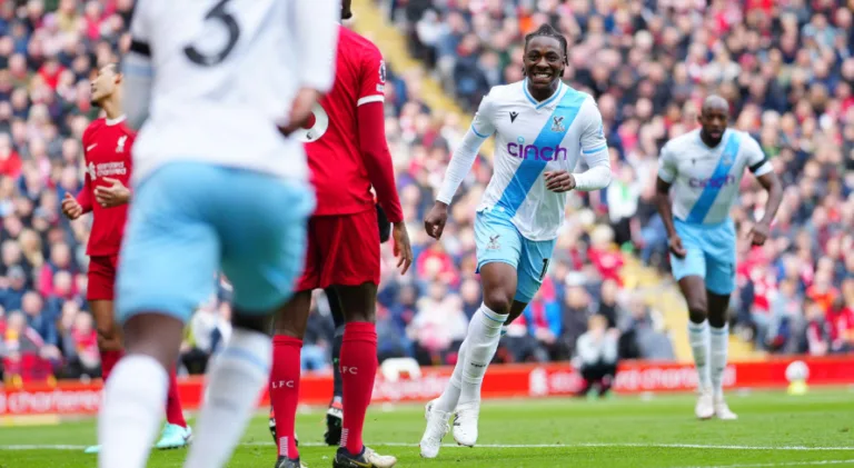 Liverpool perde em casa para o Crystal Palace na Premier League em atuação apagada de craques