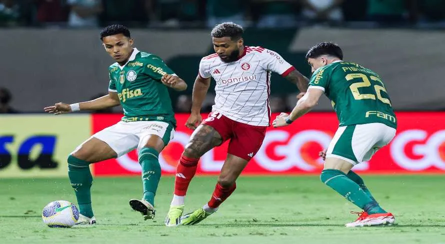 Wesley faz valer a ‘lei do ex’ e marca o primeiro do Internacional sobre o Palmeiras; veja