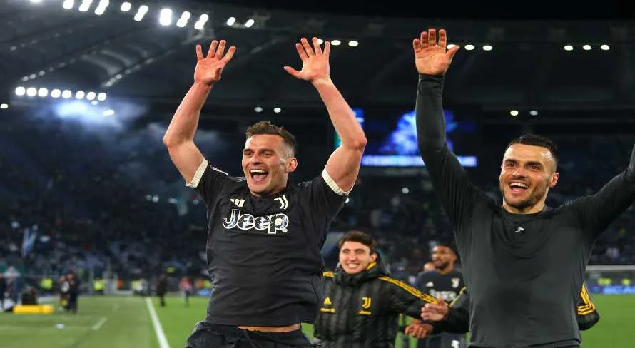 Juventus é derrotado pela Lazio, mas avança à final da Copa da Itália