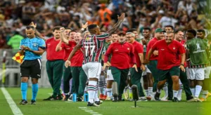 Superior, Fluminense bate o Colo-Colo e conquista primeira vitória na Libertadores