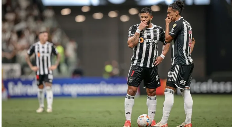 Roger Flores sugere mudança no Atlético-MG: “Não tem quem aguente”