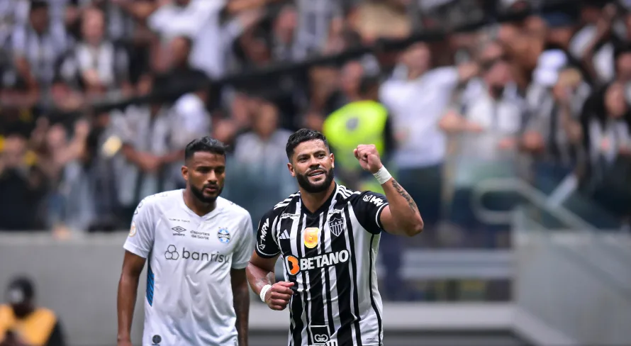 Caio Ribeiro aponta jogador mais regular do futebol brasileiro