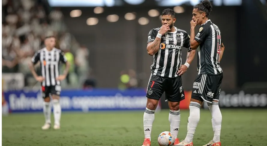 Roger Flores sugere mudança no Atlético-MG: “Não tem quem aguente”