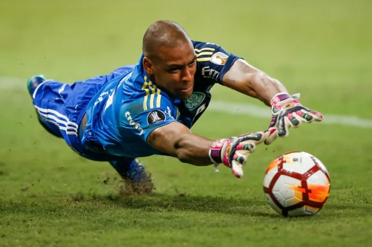 14 ex-jogadores profissionais do futebol brasileiro estão na Copa Pioneer na várzea