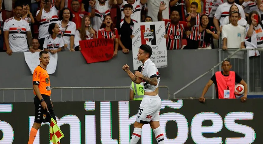André Hernan crava James Rodríguez titular no SPFC na Libertadores