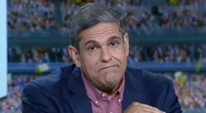 João Guilherme surpreende e crava quem é melhor entre Abel Ferreira e Tite