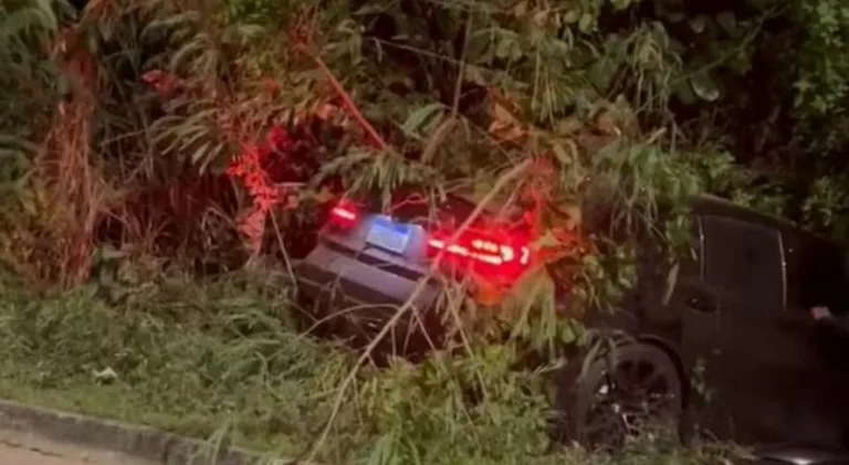 Jogador do Vasco sofre acidente de carro antes de duelo do Brasileirão