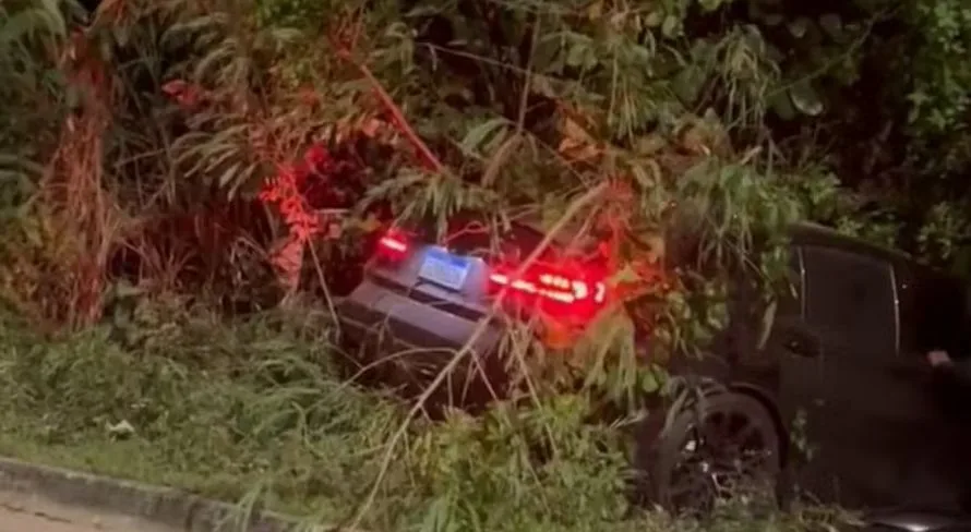 Jogador do Vasco sofre acidente de carro antes de duelo do Brasileirão