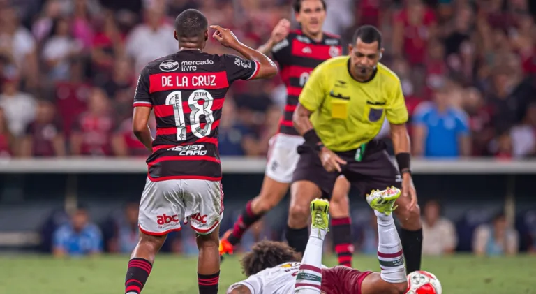 8 jogadores que podem ganhar o primeiro título pelo Flamengo hoje