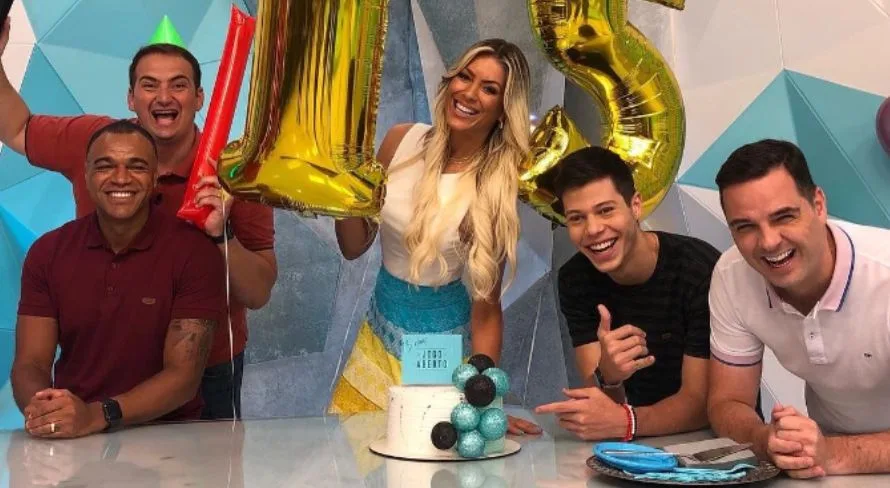 Chico Garcia revela comentarista “sonho” do Jogo Aberto: “Não sai de casa” 