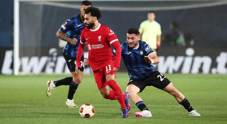Liverpool vence Atalanta, mas acaba eliminado da Europa League no placar agregado