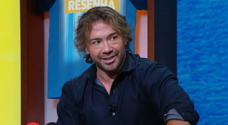 Lugano elege goleiro diferenciado no futebol brasileiro hoje