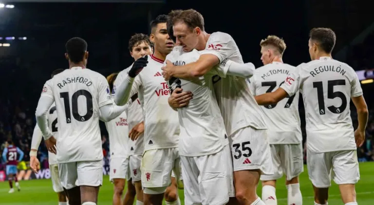 Manchester United x Burnley: onde assistir à Premier League AO VIVO