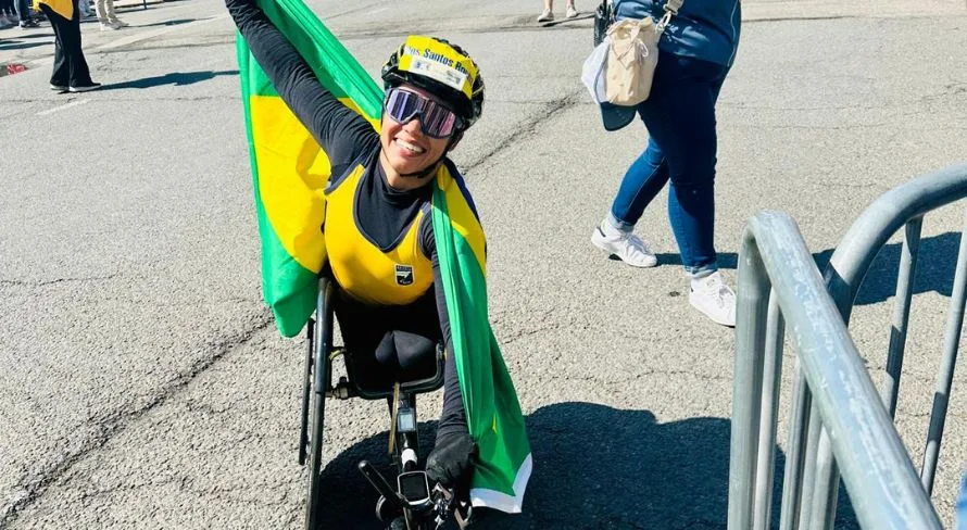 Duas brasileiras fazem top 10 na Maratona de Boston Paralímpica