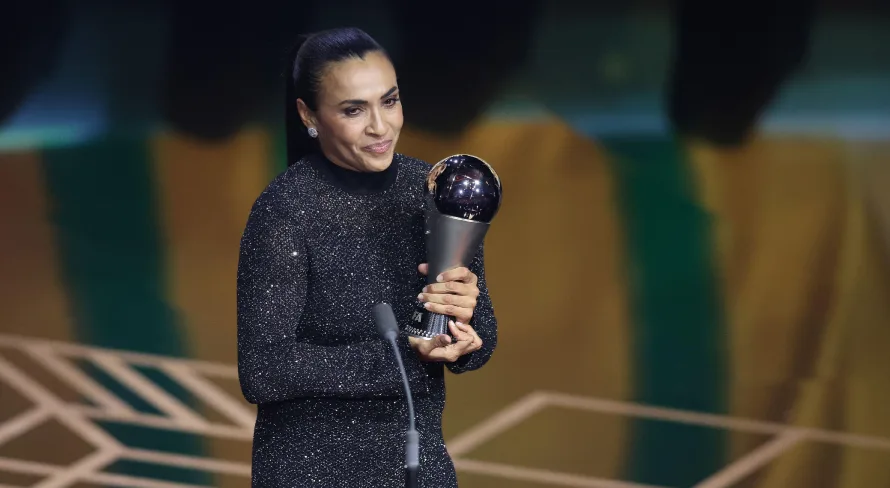 Marta diz que vai se aposentar da seleção brasileira após as Olimpíadas