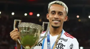 Matheus Gonçalves é assaltado após Flamengo x Nova Iguaçu e medalha do Cariocão é levada